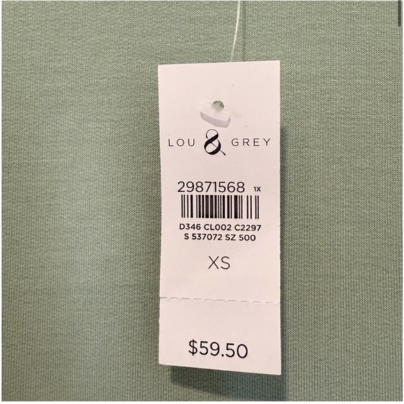 Soft Green Top and Skirt Set - NEW!! - Picture 7 of 10